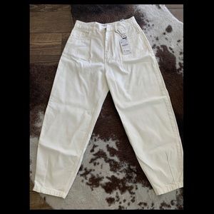 Zara White Slouchy Jeans Size 10, New with Tag